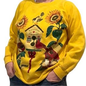 Hanes Welcome Friends Sweatshirt L